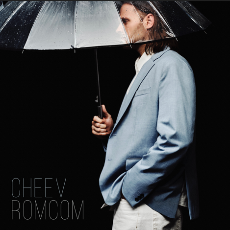 Мінімалізм і напруга: CHEEV розкриває емоції у відео «Ревную»